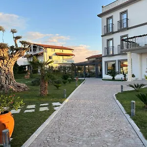 4* Hotel Evergreen Laguna Vain-lezhe